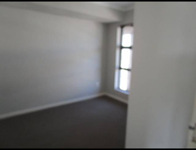 2 BEDROOM APARTMENT FOR SALE IN BURGUNDY ESTATE